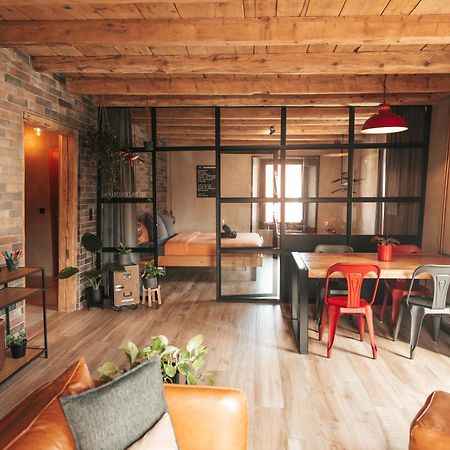 Appartement Thematique: Voyage Industriel Travers Dış mekan fotoğraf
